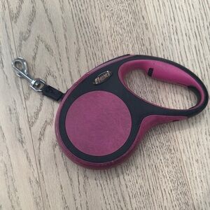 Flexi Magenta and Black Pet Leash
